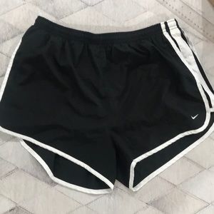 SALE Women’s Nike FitDry B&W Running Shorts